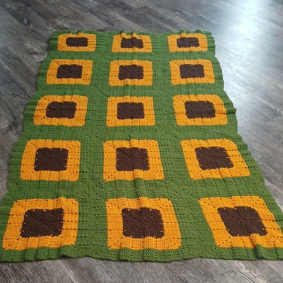 Handmade Green and Brown Crochet Blanket, excellent conditions,  7'x49" - Picture 1 of 2